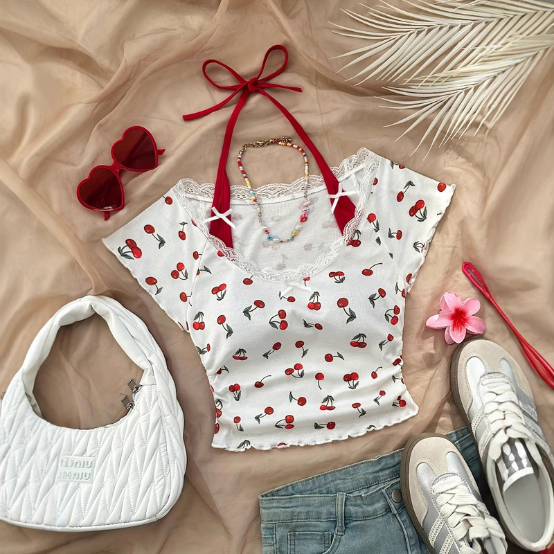 European and American Cross-Border New Style Hong Kong Retro Pleated Handbag, Trendy Niche Design V-Neck Cherry Top