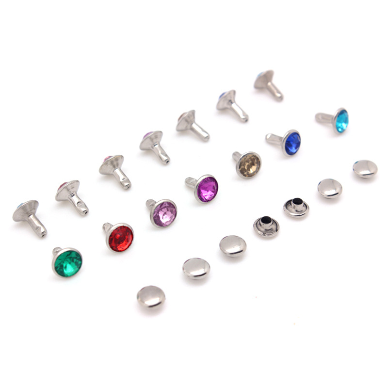 50套白色透明水钻铆钉水晶钻钉DIY服装配件包包撞钉圆形带钻铆钉