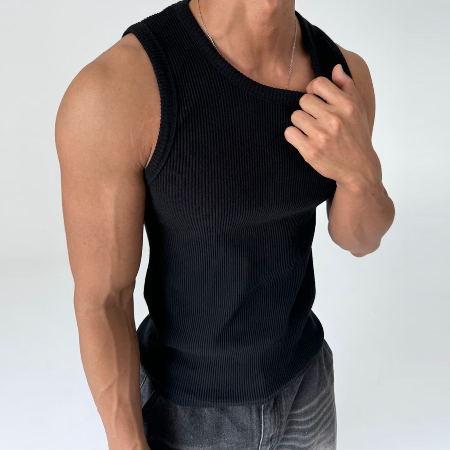 American-style knitted black men's ribbed stretch slim fit sleeveless t-shirt sports training base layer