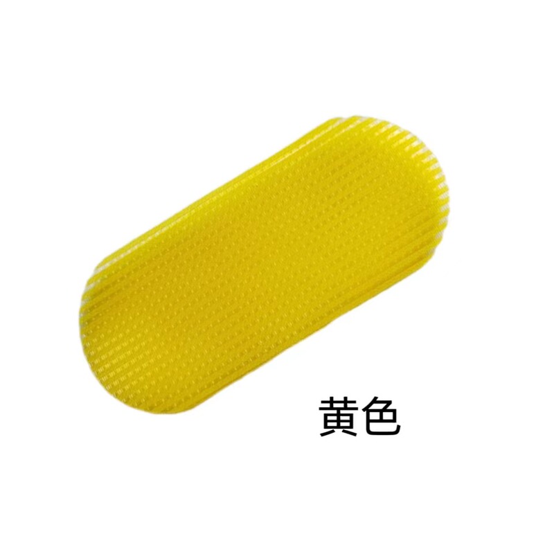前髪に髪を貼って砕いた髪を整えて、見えない前髪にナイロンのカールを貼って、マジックテープを貼って、跡のない髪に貼り付けます。|undefined