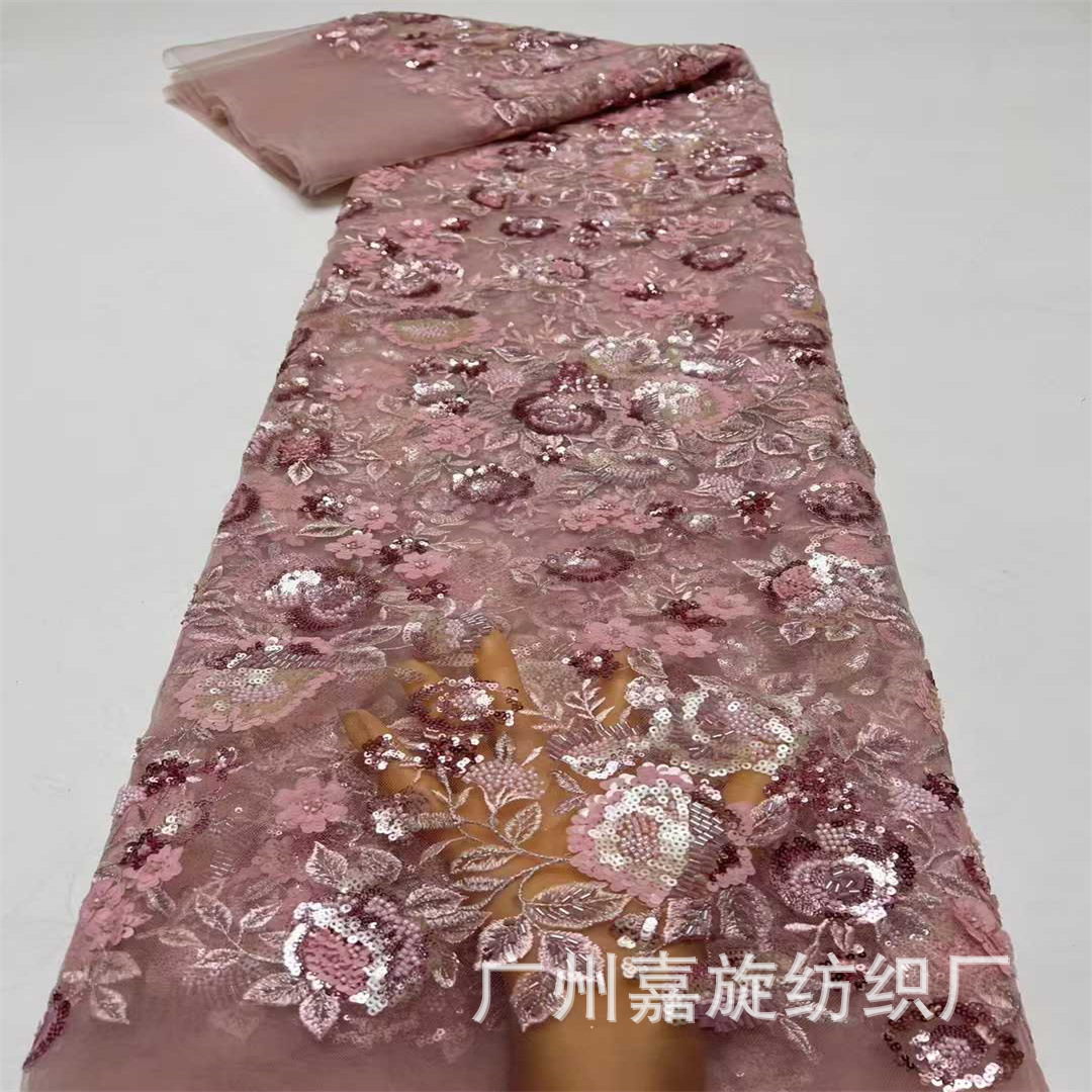 Tela de malla bordada con lentejuelas multicolor y cuentas, para vestidos de novia, con ribete de encaje bordado. image 3