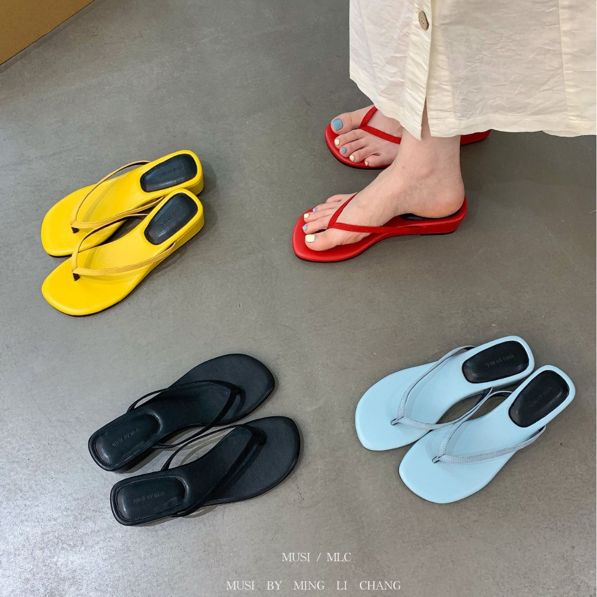 웨지 블루 클립 플립 플롭 여성 아우터웨어 봄과 여름 2025 새로운 프랑스 스타일 우아한 홀리데이 비치 샌들