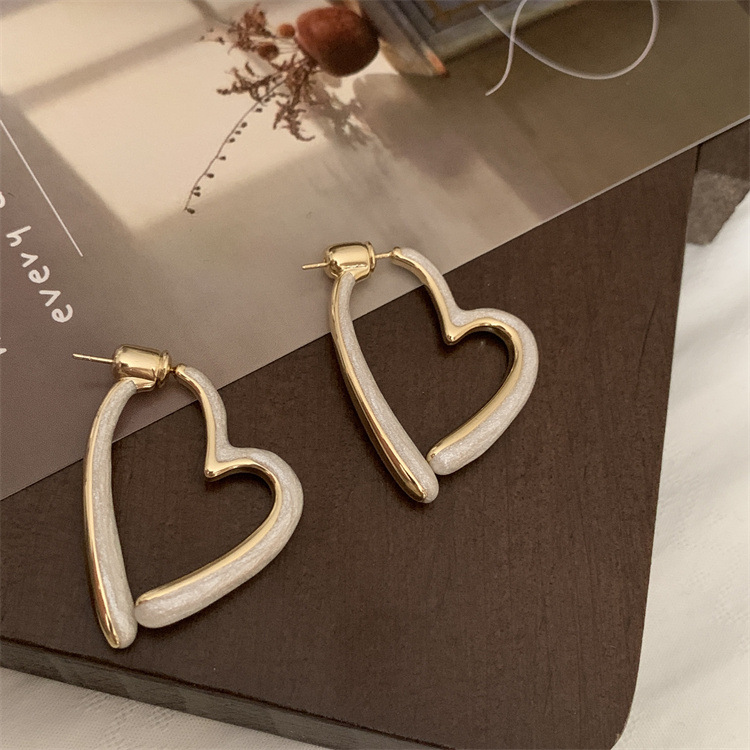 1 Pair Sweet Heart Shape Enamel Copper Hoop Earrings display picture 4