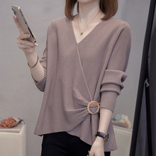 中年妈妈宽松休闲针织衫上衣春季新款时尚洋气设计感大朗领毛衣