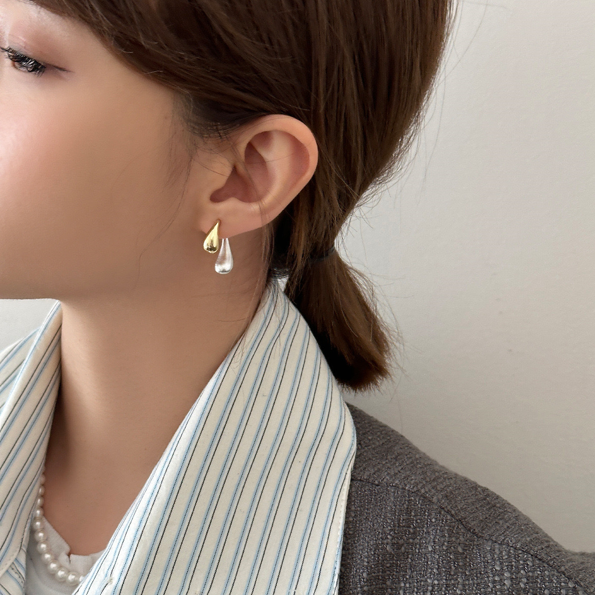 Copper Material Water Droplets Pattern 1 Pair Casual Simple Style Water Droplets Copper White Gold Plated Ear Studs