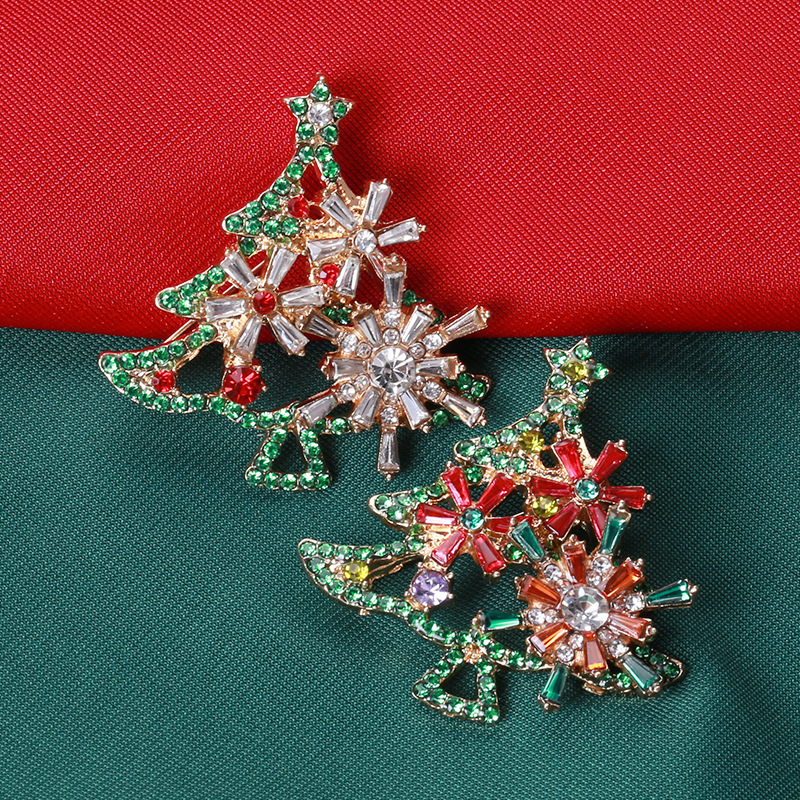 Fashion Christmas Tree Alloy Inlay Rhinestones Women's Brooches display picture 9