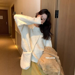 2025秋冬韩系慵懒风基础款宽松百搭显瘦圆领保暖毛衣女(配小挎包)