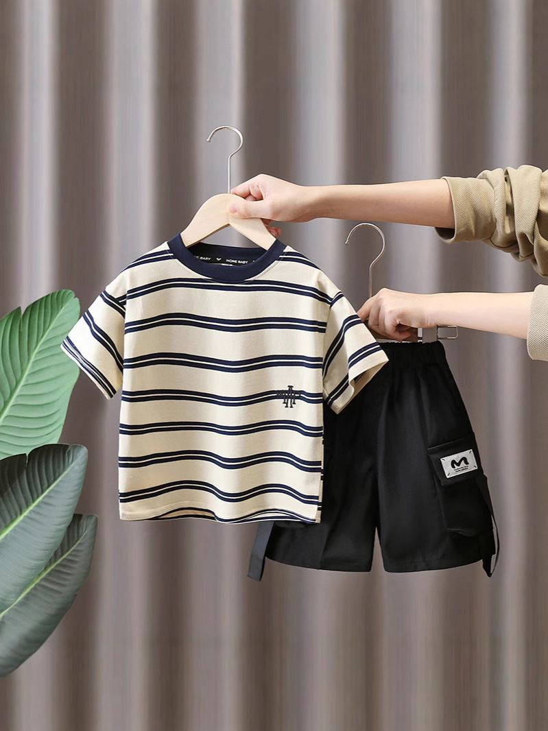 Conjunto de Verano para Niños 7283, Camiseta a Rayas con Manga Corta y Pantalones Cortos, Dos Piezas, Verano 2026