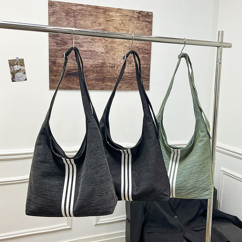 Cross-Border Adidas Shoulder Bag, Large Capacity, New Niche Design Tote Bag, High-End Style, Same Model as Das, Crossbody Bag Cross-Border Adidas Shoulder Bag, Large Capacity, New Niche Design Tote Bag, High-End Style, Same Model as Das, Crossbody Bag