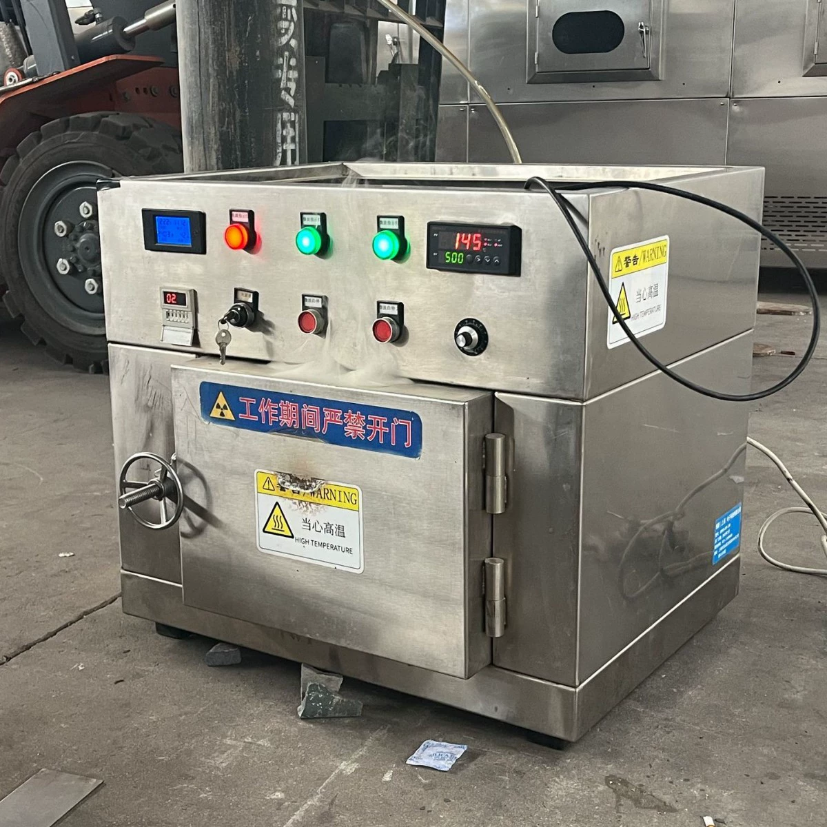 Коул Малая промышленная высокотемпературная печь для спекания Лаборатория высокотемпературной микроволновой печи Высокотемпературное оборудование для обжига