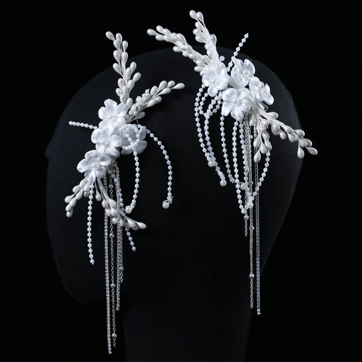 Fashion Retro Bridal Headdress Pearl Flower Hairband display picture 1