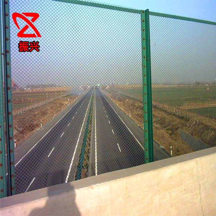桥梁两侧防抛物网 公路高架桥框架隔离围栏 高速公路中央防眩网