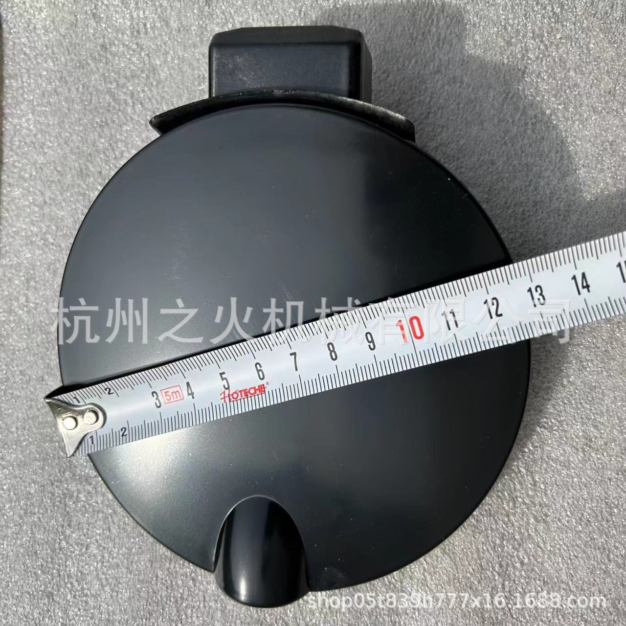 适用霍顿Holden Commodore VU VY VZ 2000-2007 油箱盖板