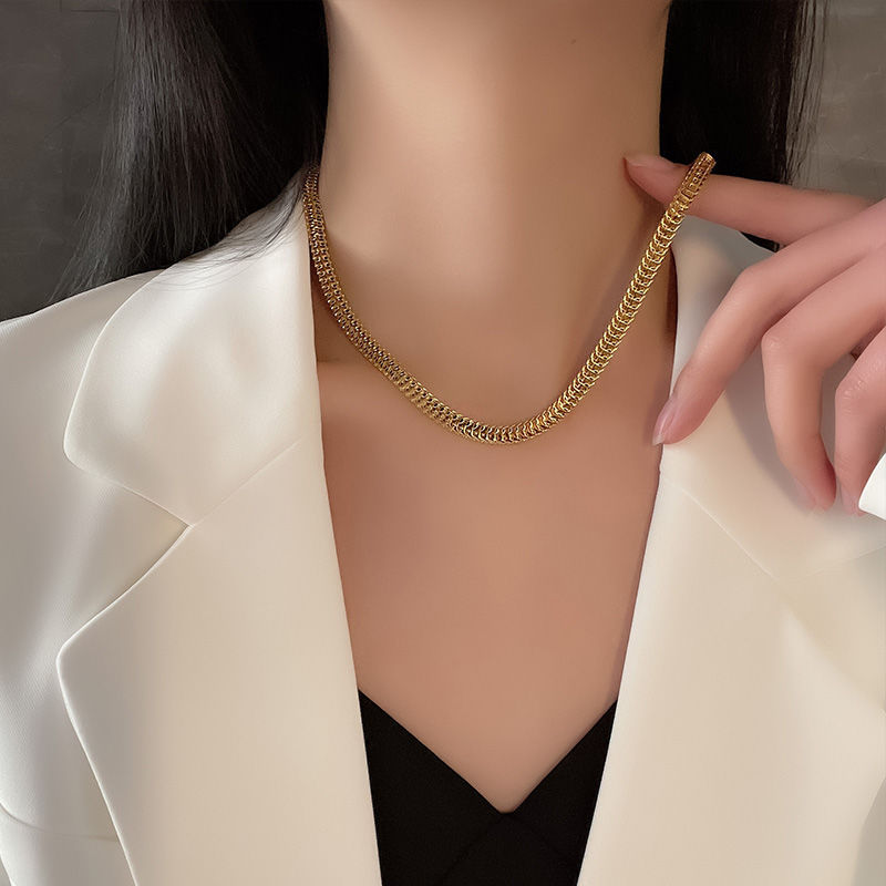 Fashion Fish Scales Titanium Steel Gold Plated Necklace 1 Piece