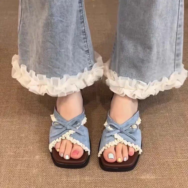 Zapatillas de encaje de arco de estilo francés para mujeres de verano 2026 nuevas sandalias con una falda de fondo grueso image 3