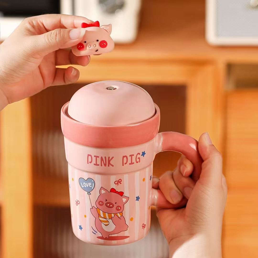 Taza de dibujos animados creativos Taza de cerámica con tapa Taza de agua de pareja para niñas Regalos de mano Taza de marca de alto valor Juego para el hogar