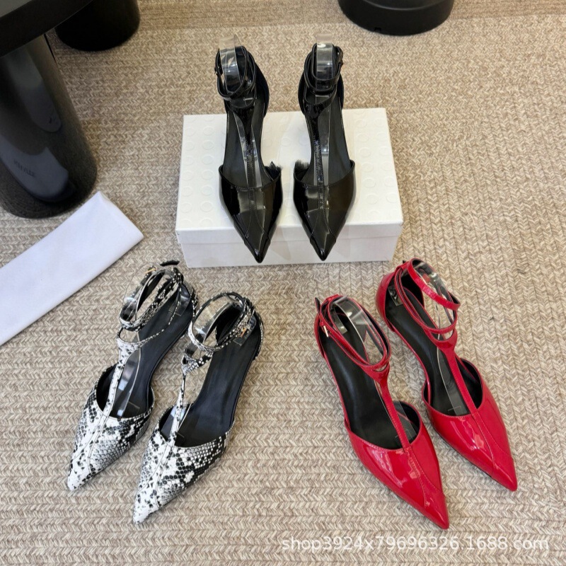 2026 Spring/Summer New Fashionable Genuine Leather Snake Pattern Pointed Toe Cat Heel Shoes Sexy Hollow T-Strap Closed-Toe Women's Shoes 2026 Spring/Summer New Fashionable Genuine Leather Snake Pattern Pointed Toe Cat Heel Shoes Sexy Hollow T-Strap Closed-Toe Women's Shoes