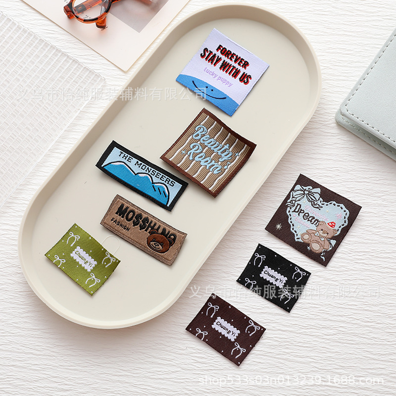 秋冬搭配围巾帽子韩系小熊布标娃衣搭配布贴手工装饰可爱刺绣标签