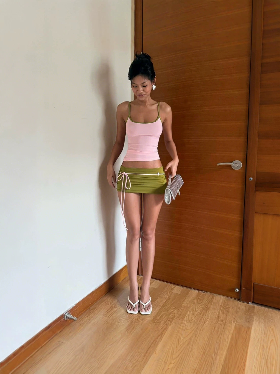 Cross-Border European and American Style Summer New Women's Clothing Sexy Hot Girl Camisole Tie-Up Hip-Hugging Short Skirt Set Women's Supply Source