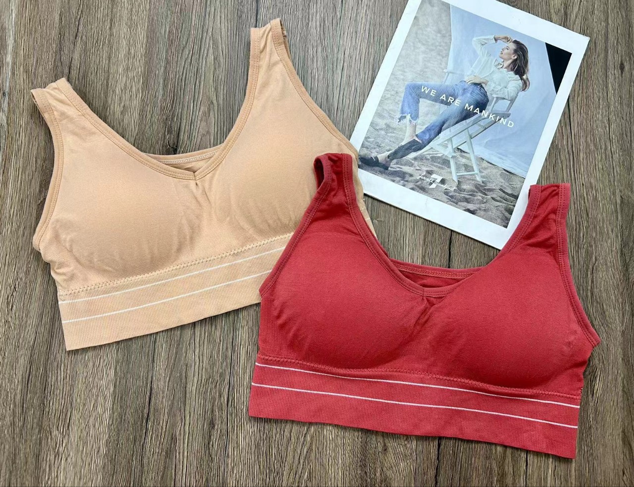 Nuevo cinturón de espalda sin costura deportivo de pecho de mujer sexy látex gran chaleco U sin anillo de acero bra ropa interior mujer