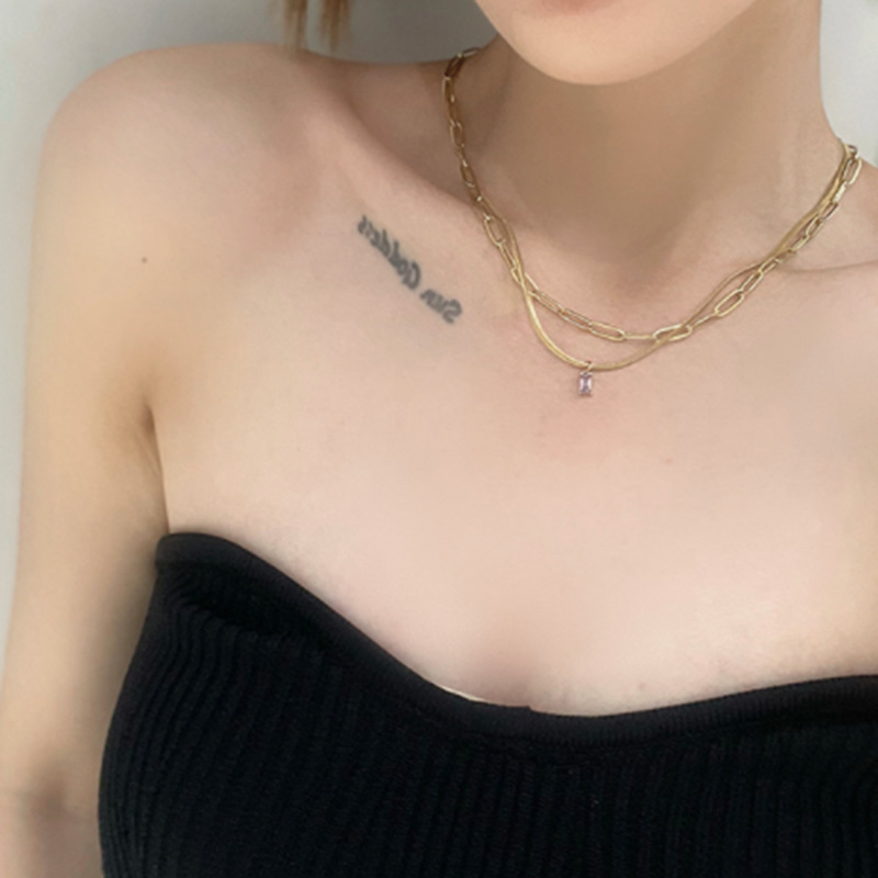 Retro Geometric Stainless Steel Inlaid Zircon Pendant Necklace