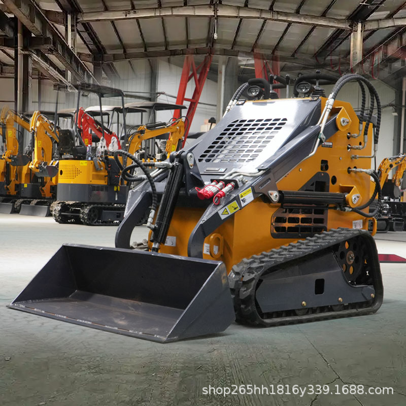 滑移装载机四驱液压铲车可遥控多功能电动履带式推土车智能遥控