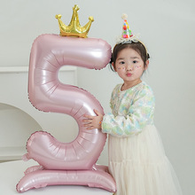 大号可站立皇冠铝膜数字气球儿童生日周岁节日派对布置拍照道具