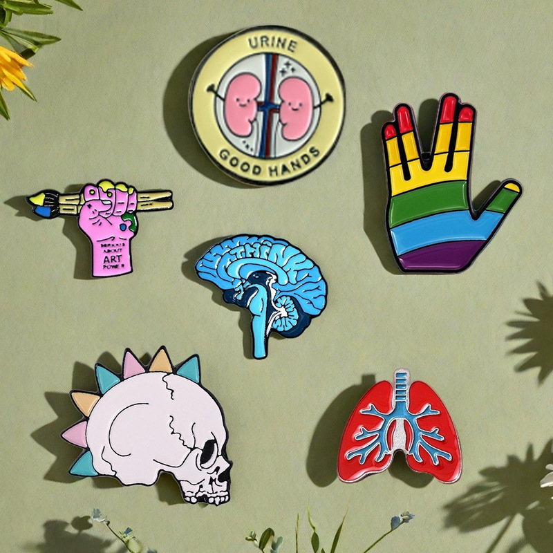 Creative Enamel Heart Brain Brooch Love Painted Denim Pin Anti-Exposure Buckle Wholesale Brooch