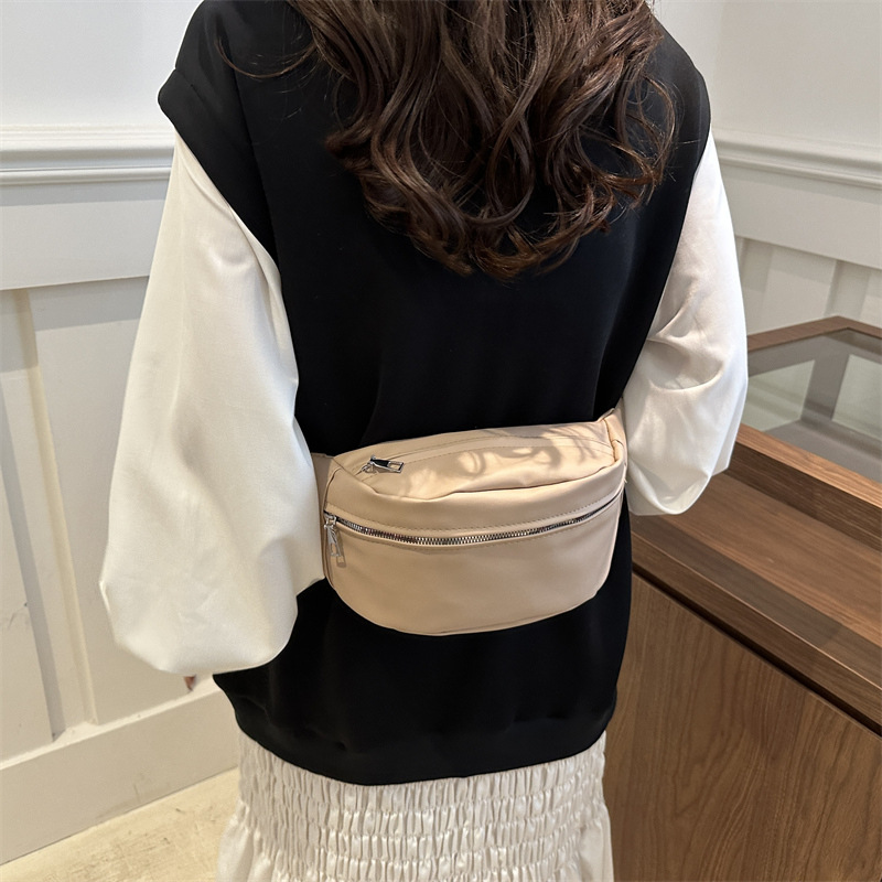 Bolso de pecho de moda de este año 2024 invierno nuevo estilo salvaje ins marca de moda ins bolso de mensajero de un solo hombro bolso de pecho deportivo