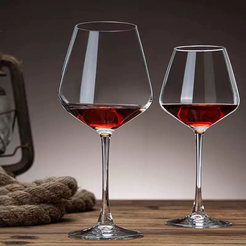 Gran taza de vino de borgoña al por mayor casera de cristal creativo de lujo taza de pie alto taza de vino de estómago