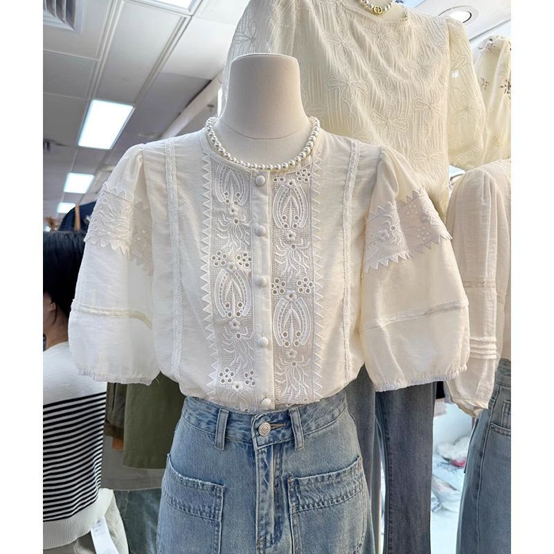 Summer Korean-Style Youthful Slim-Fit Puff Sleeve Lace Patchwork Shirt for Petite Women, White Off-Shoulder Summer Korean-Style Youthful Slim-Fit Puff Sleeve Lace Patchwork Shirt for Petite Women, White Off-Shoulder