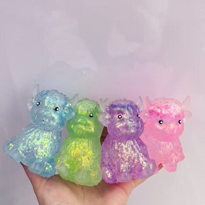 Cross-border bestseller: Maltose Alpine Cow Squishy Toy, realistic small animal design, slow rebound stress-relief squeeze toy