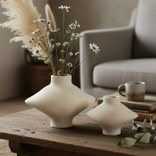 欧式创意陶瓷拉丝花瓶摆件家居客厅小众装饰民宿酒店前台样板间