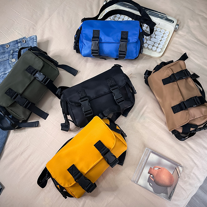 Bolso de hombro para niño simple japonés Bolso de mensajero para niños de color sólido retro 2024 verano nuevo bolso para niños de comercio exterior