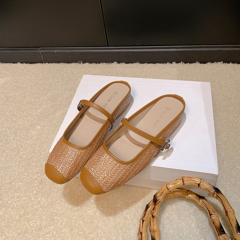 Grape Mom Summer retro tejido cuadrado hueco cabeza de una palabra con sandalias de tacón grueso Muller media pantuflas ropa exterior femenina