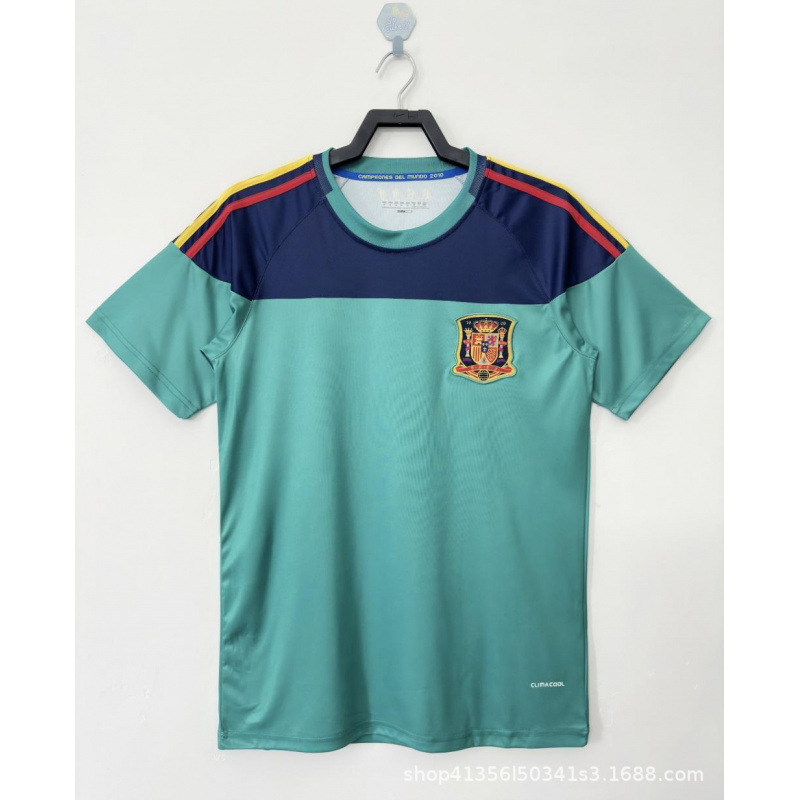 2010 spain goalkeeper / S