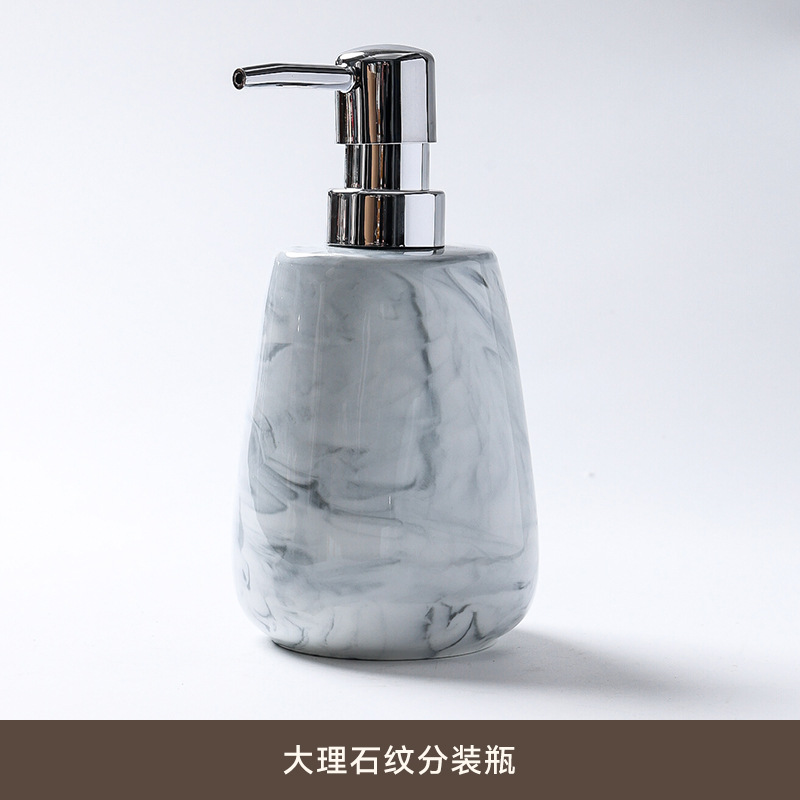 Artículos de baño, juego de lavado, bandeja, baño, baño, baño, lavabo, cepillo de dientes, taza de enjuague bucal, botella de loción