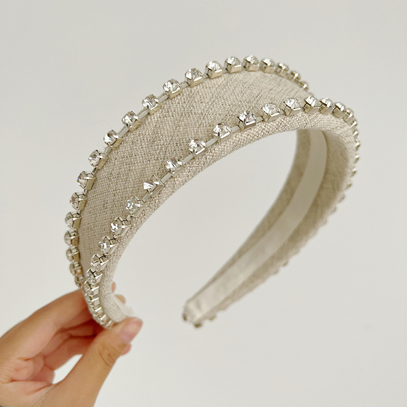 Vintage Style Solid Color Cloth Inlay Rhinestones Hair Band display picture 4