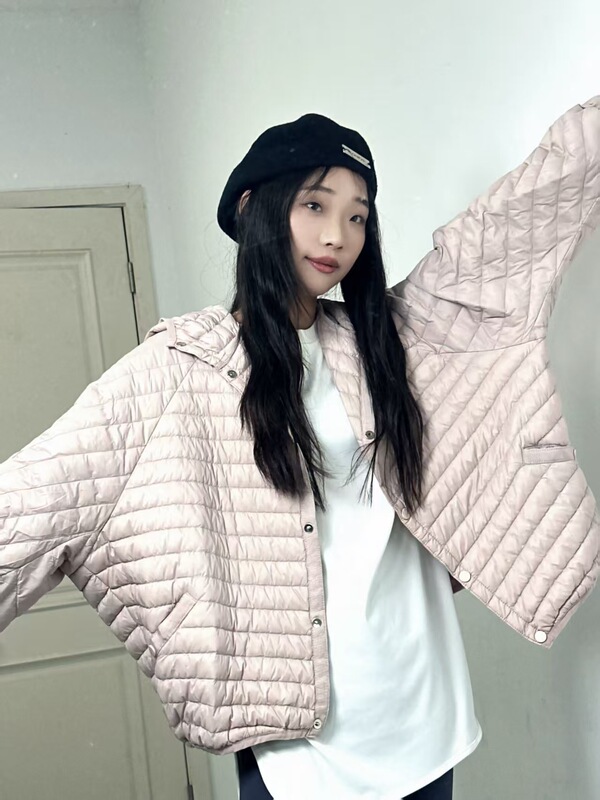 2025年新款文艺范超轻薄白鸭绒羽绒服女蝙蝠袖百搭连帽外套|undefined