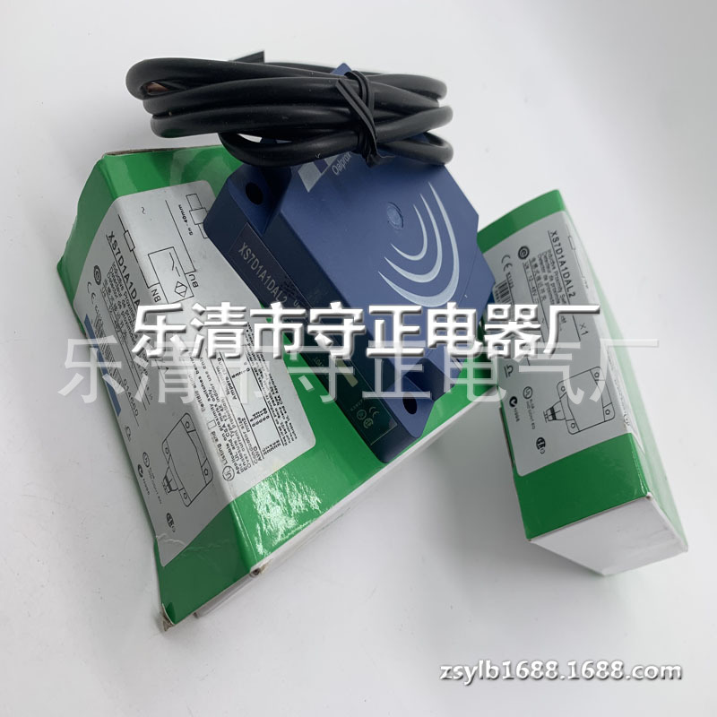 全新 接近开关 XS7D1A1DAL2 XS7D1A1DAL2C 传感器 实拍