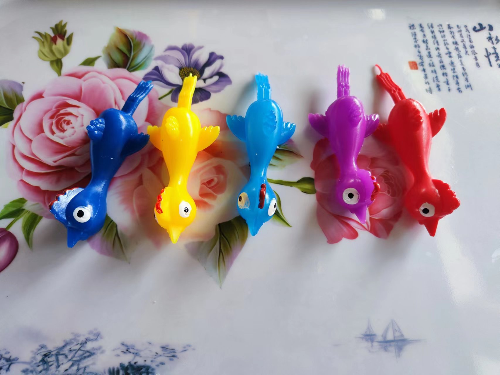 Catapulta polluelo pared pegajosa catapulta polluelo descompresión Turquía juguete para niños Red rojo catapulta polluelo en stock