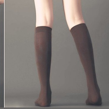 Calcetines uniformes de color sólido calcetines largos de la rodilla calcetines japoneses de media pantorrilla 120D terciopelo blanco negro piel