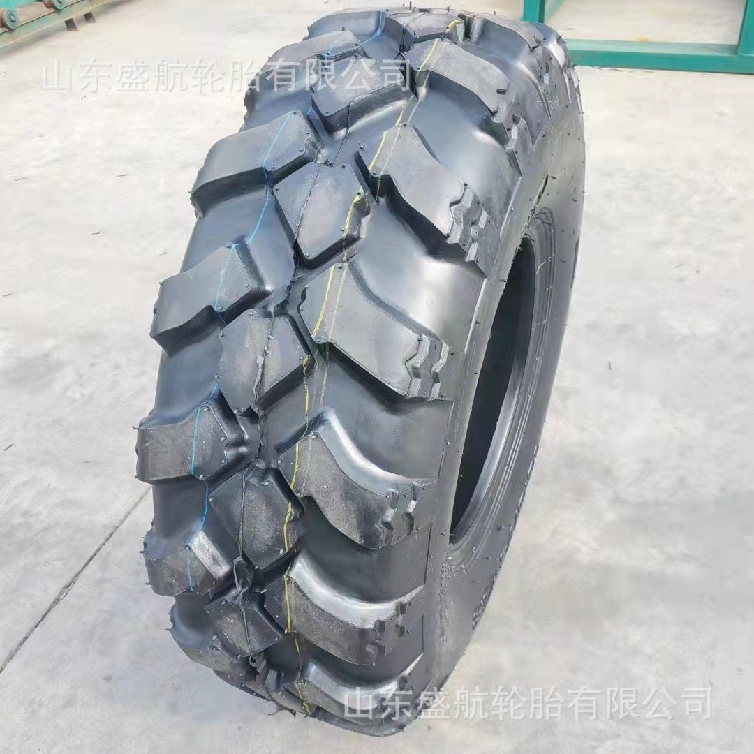 10.0/75-15.3雷沃谷神玉米联合收割机轮胎10.0-75-15.3 C-2花纹