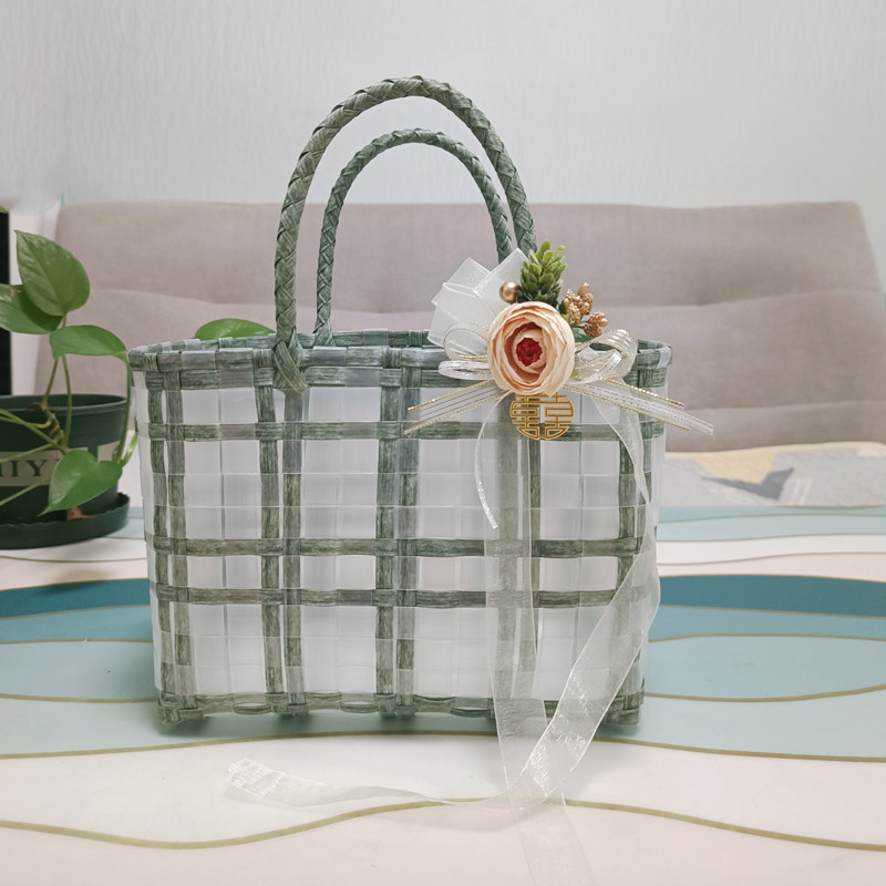 756g Weight Open Closure Type Double Handle Strap Type Handbag Bags Type Holiday, Travel Occasion PVC Material Plaid Pattern All Seasons Season Women's Gender Cute, Vacation Style Square Shape Large Size Women's Cute Vacation Plaid PVC Shopping Bags 27