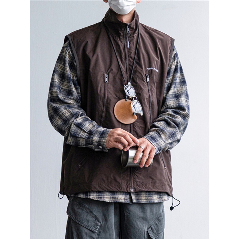 American-Style Trendy Mountain-Style Functional Windbreaker Stand-Collar Vest for Men, Outdoor Camping Sleeveless Jacket, Loose Casual Vest