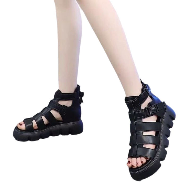 Sandalias romanas de plataforma de cuero para mujer, nuevo estilo de verano 2024, zapatos de tacón grueso con punta abierta y diseño hueco, que aumentan la altura y adelgazan.