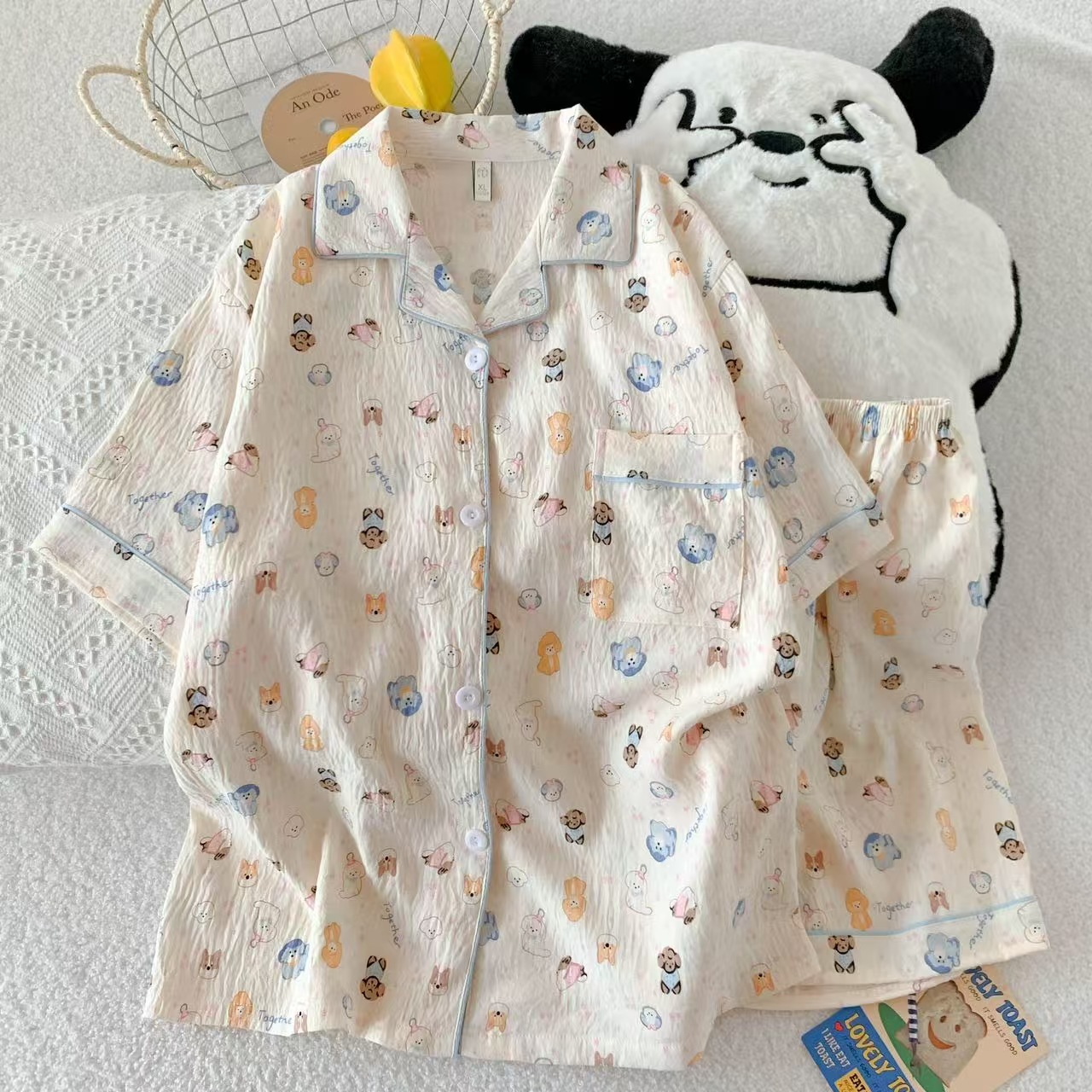 Comercio exterior de Vietnam verano nuevo estilo nube rebeca de algodón solapa dulce pijama de dibujos animados pantalones cortos de manga corta traje de servicio a domicilio para mujer