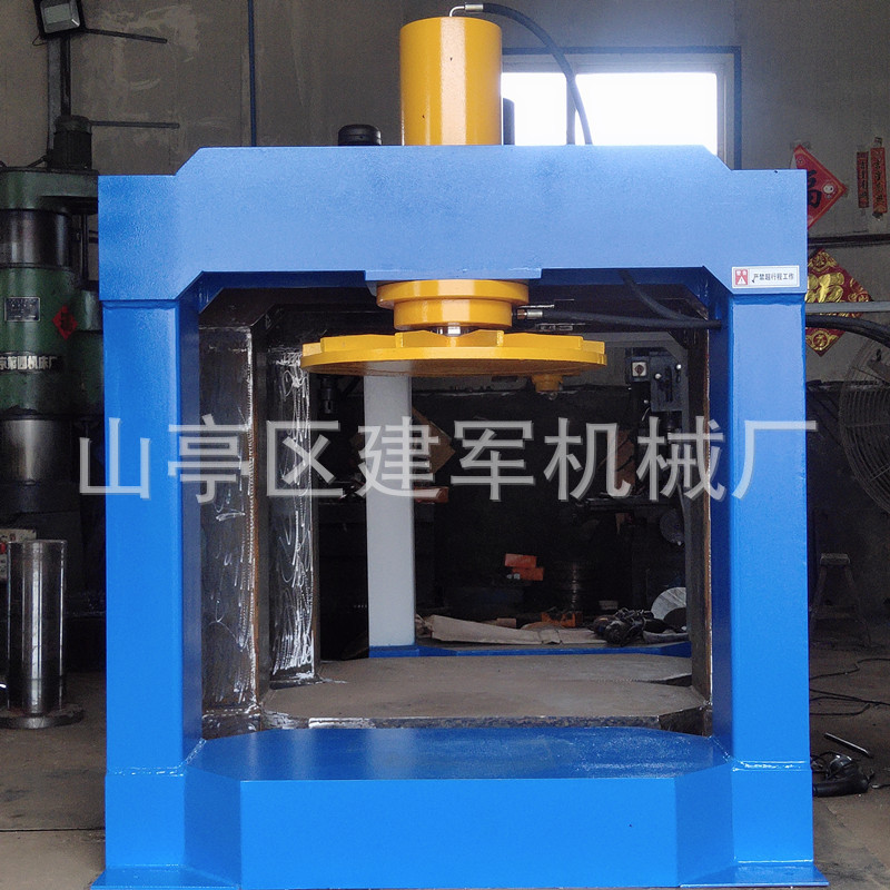 厂家供应100吨 125吨 160吨和200吨压胎机 压装实心轮胎拆装机