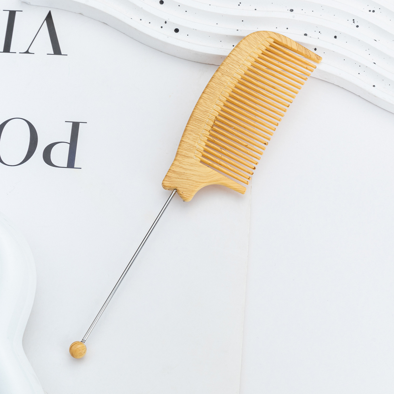 Peine de grano de madera con cuentas de bricolaje al por mayor, peine de belleza, peine de peinado de belleza, peine de aguja de acero, peine de cola puntiaguda de plástico