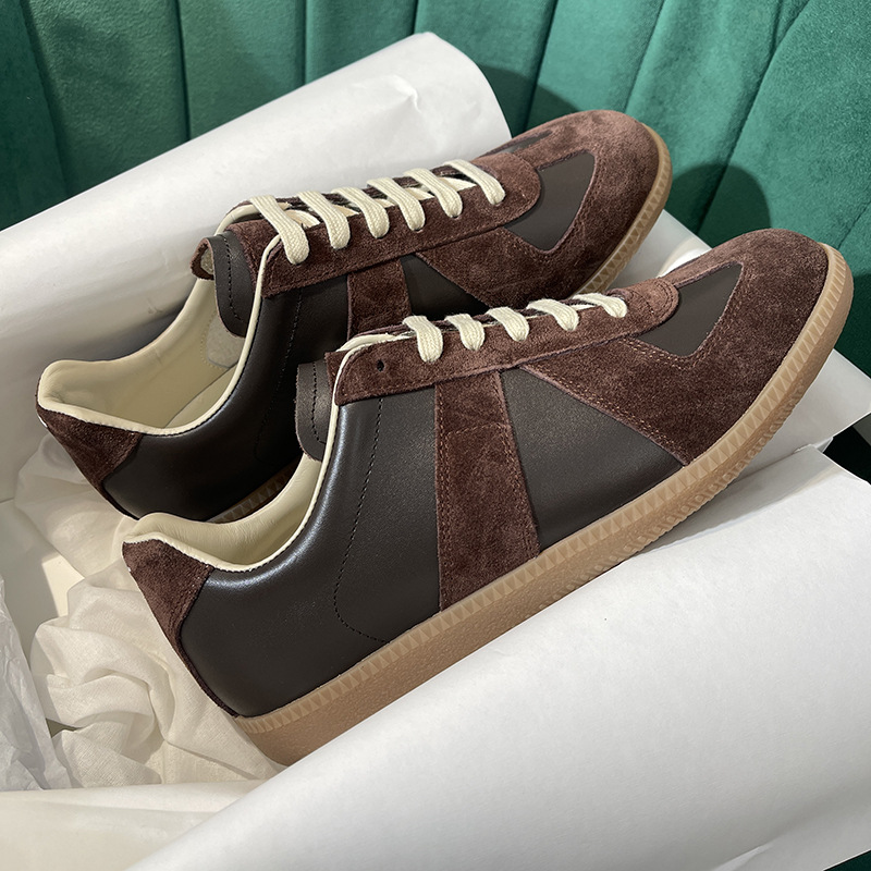 M Gila mm6 女性用道徳トレーニングシューズ 2025 新しい第一層牛革生ゴムアウトソール男性と女性のための快適なカジュアルスニーカー